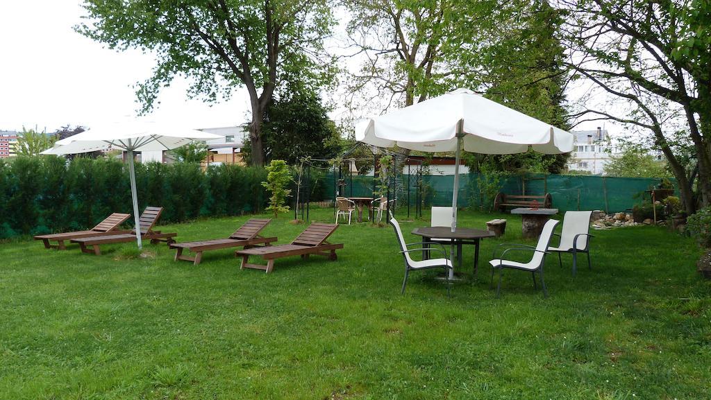 Pension Albergue A Pedra ساريا الغرفة الصورة